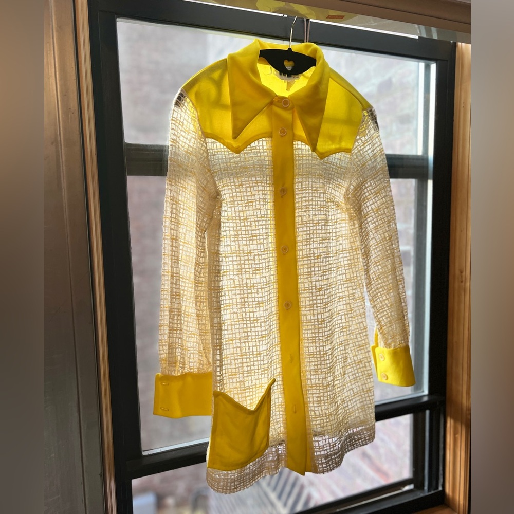 70s sheer yellow and white dagger collar long sleeve button down by H2O Miami Sm